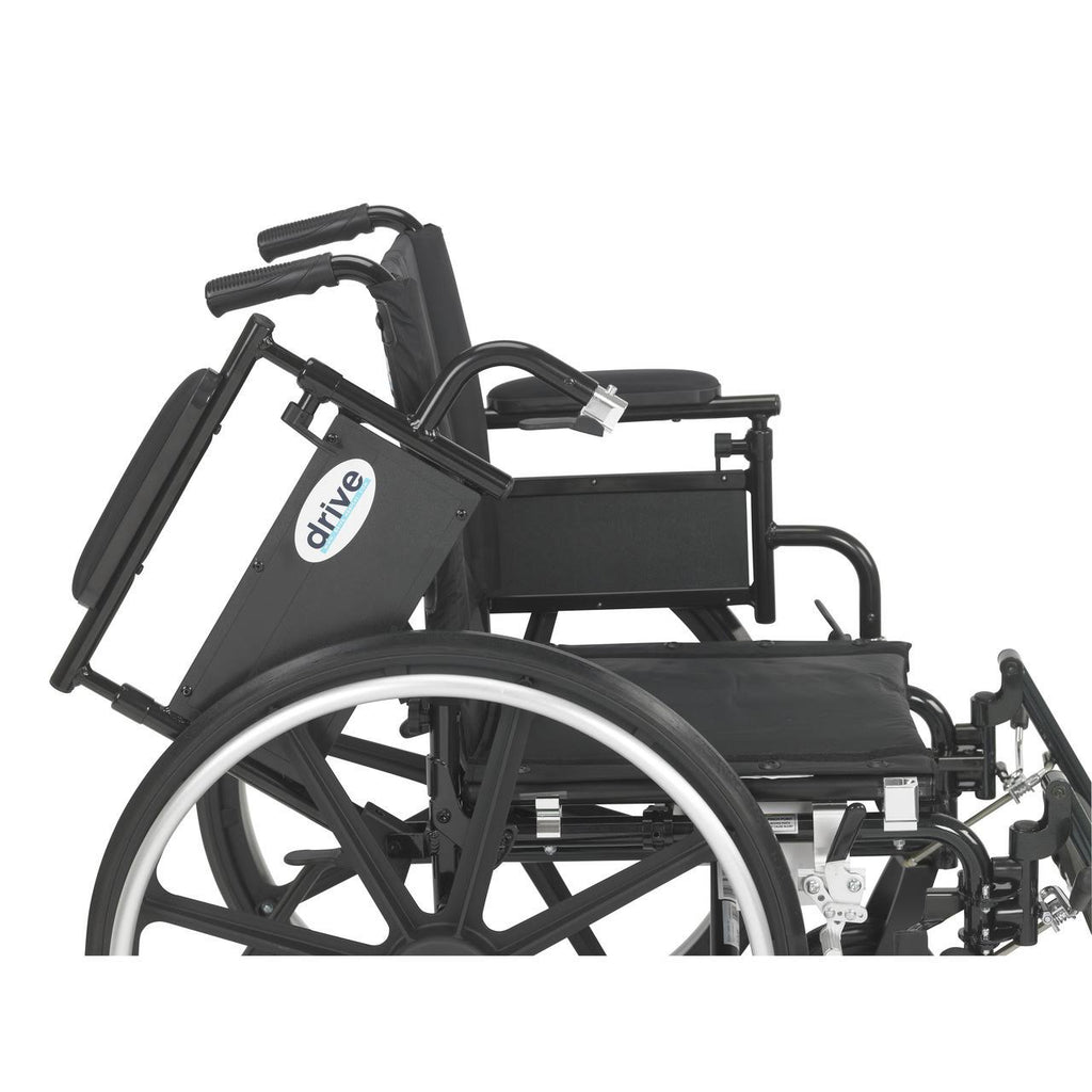 16 Wheelchair with Desk Arms Y925865