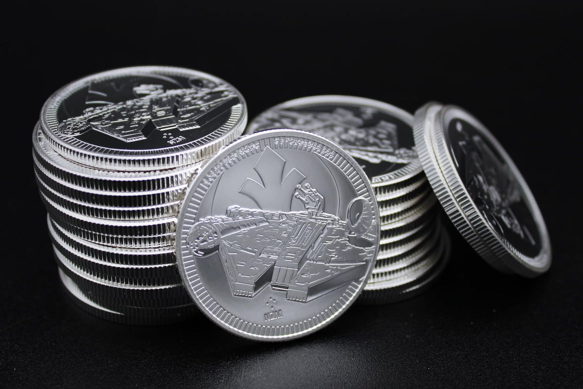 1 oz Silver Star Wars Millennium Falcon $2 E4791