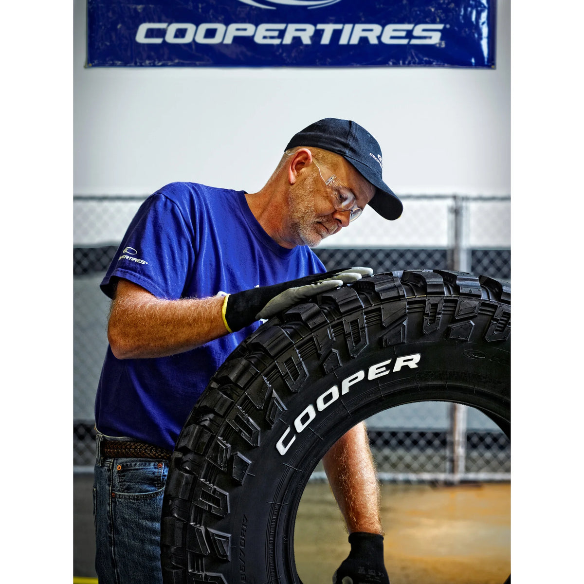 All Season 265/70R17 Light Truck Tire B41488