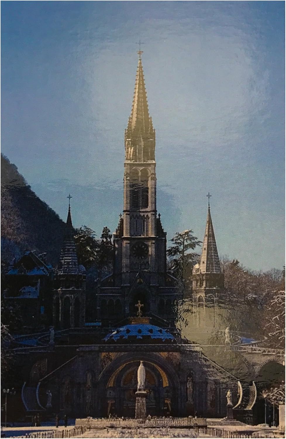 Water Bottle containing Lourdes Water S117676