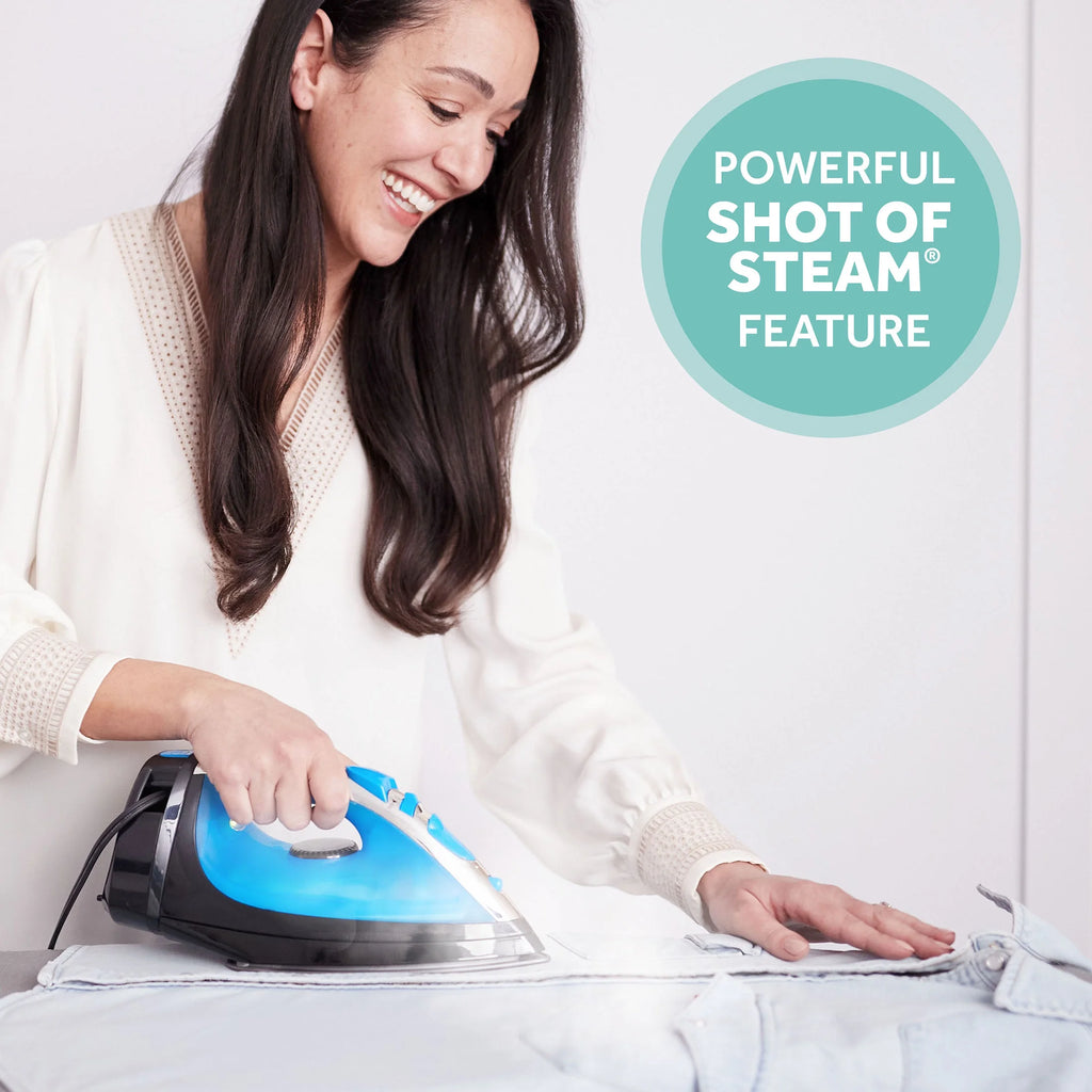 1400W Steammaster Iron with Retractable Cord, Blue and Black Finish Q463262
