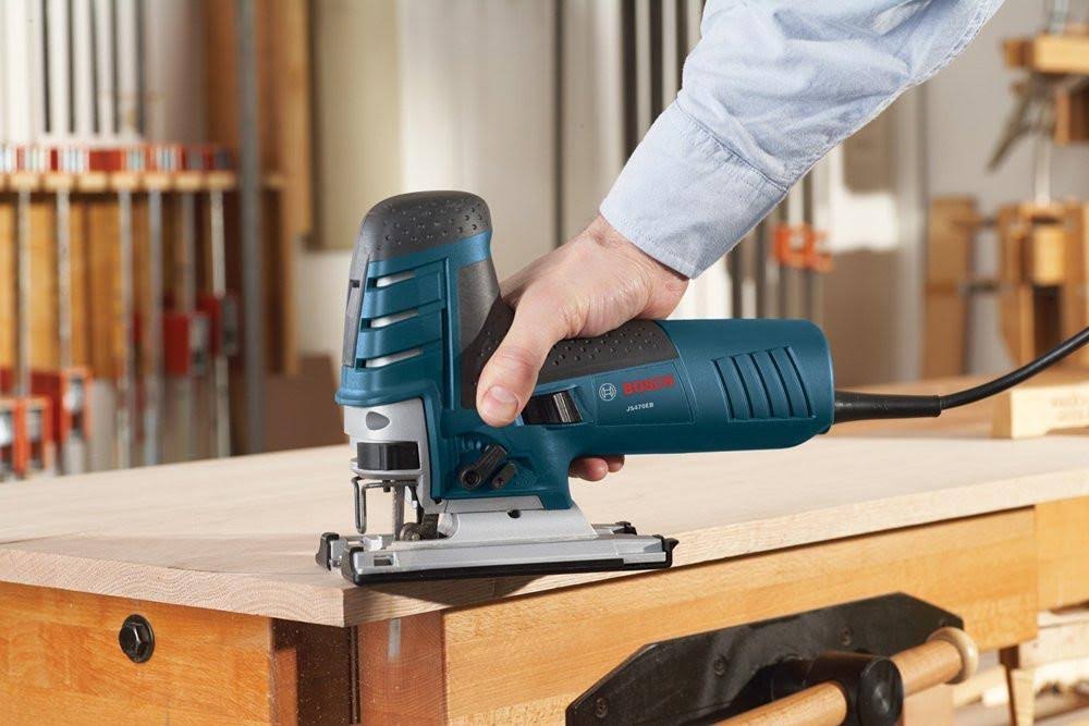 7.0 Amp Corded Variable Speed Barrel-Grip Jig Saw with Carrying Case M894100