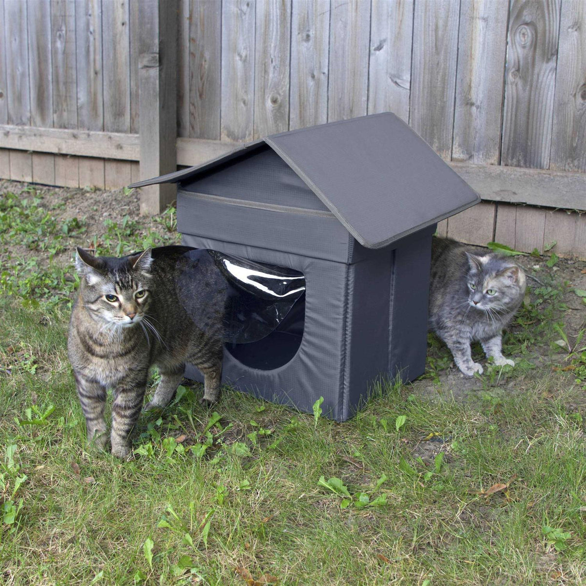Outdoor Cat House I345729