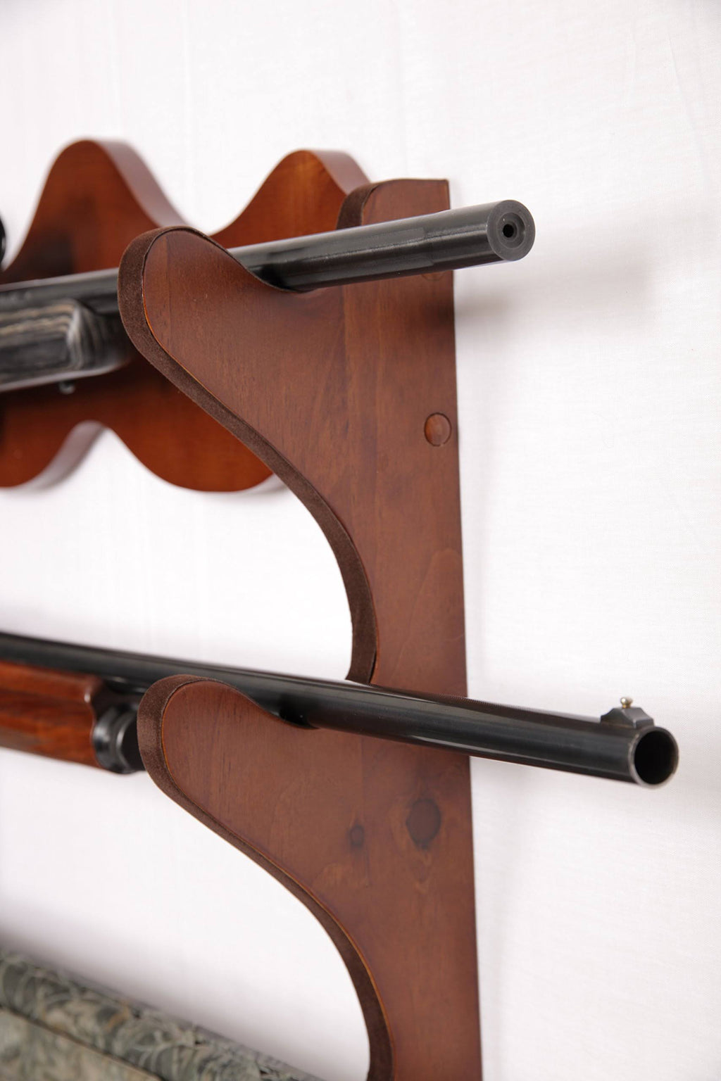 4 Gun Wall Rack C763653