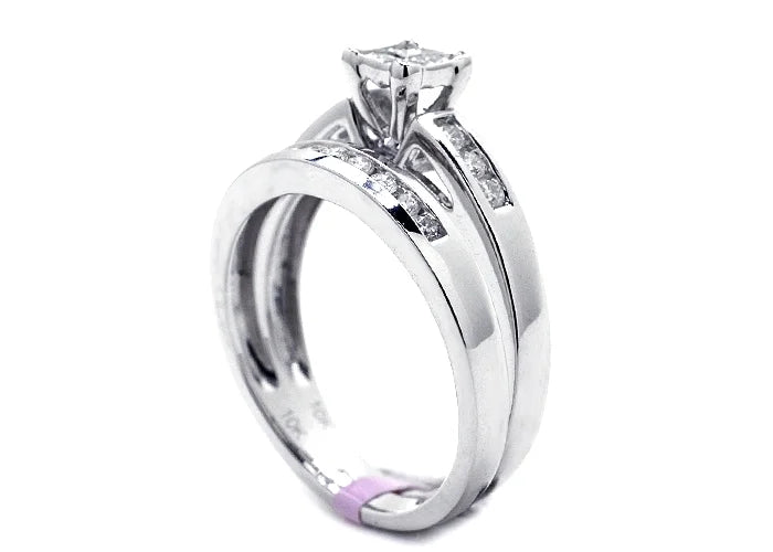 10K White Gold Diamond Engagement Ring L956