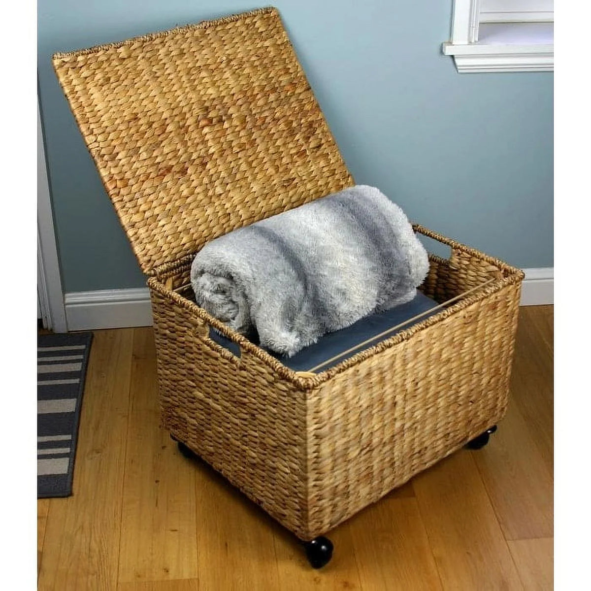 Wicker Storage Filing Cabinet with Wheels I956611
